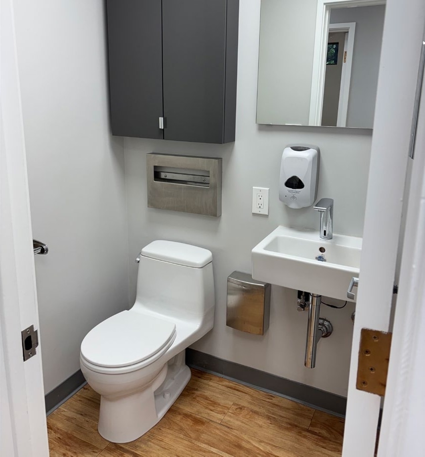1363-1375 S Eliseo Dr, Larkspur, CA for lease Interior Photo- Image 1 of 7