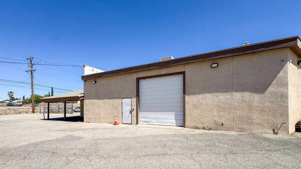 1525 Common Dr, El Paso, TX à louer - Photo du bâtiment - Image 2 de 23