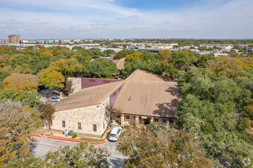 12411 Hymeadow Dr, Austin, TX for sale - Building Photo - Image 2 of 6