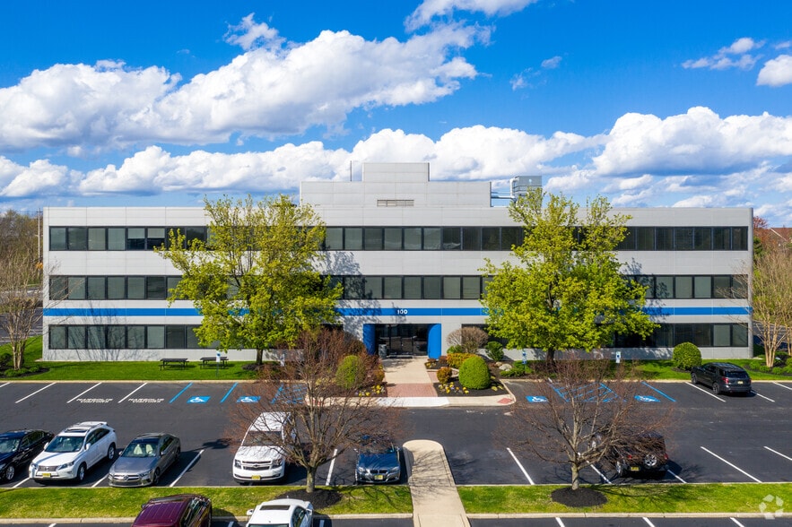 100-250 Century Pky, Mount Laurel, NJ for lease - Building Photo - Image 1 of 18