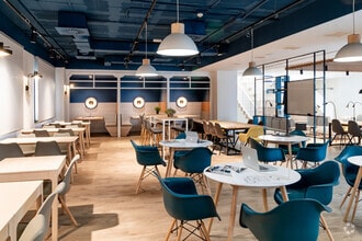 Calle Impresores, 20, Boadilla del Monte, Madrid for lease Interior Photo- Image 2 of 9