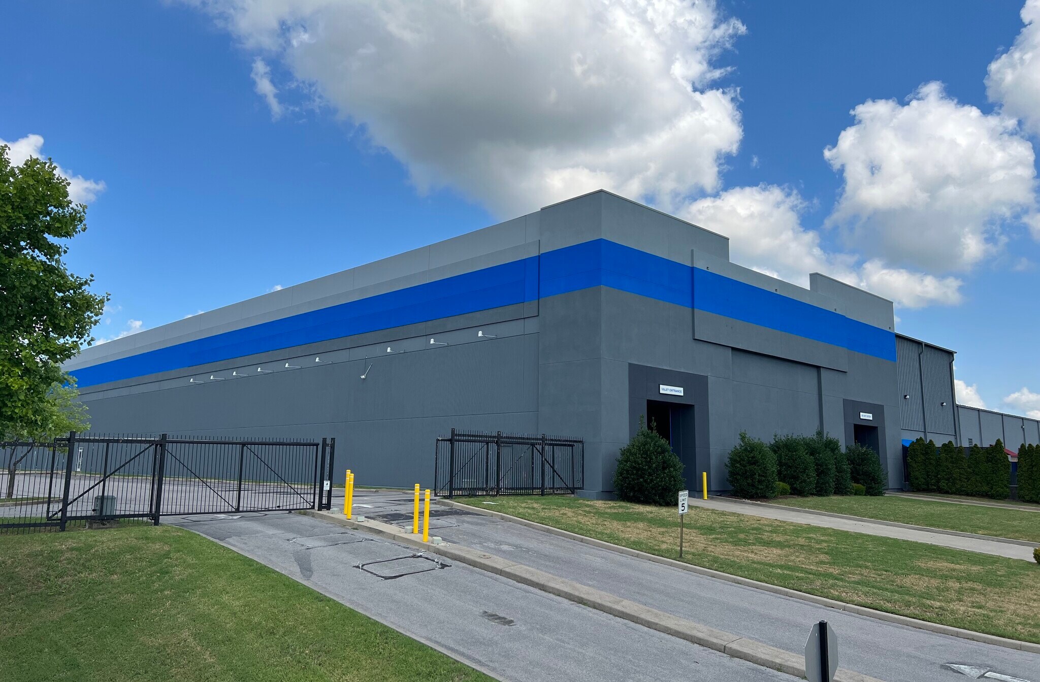 565 Royal Pky, Nashville, TN à louer Photo principale- Image 1 de 3