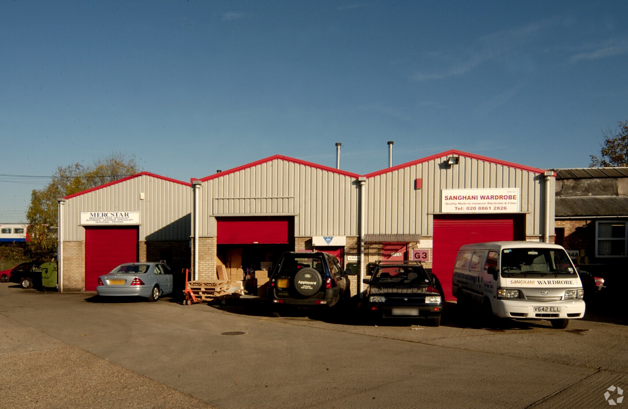 Rosslyn Crescent, Harrow à louer Photo principale- Image 1 de 5