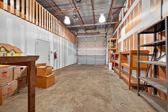 6315 Skyline Dr, Houston, TX for lease Interior Photo- Image 2 of 9