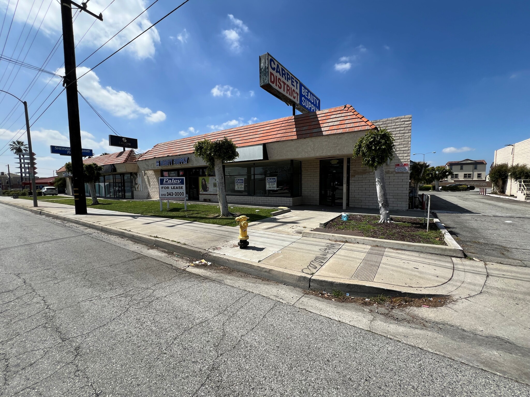 539-563 N Azusa Ave, West Covina, CA for lease Primary Photo- Image 1 of 3