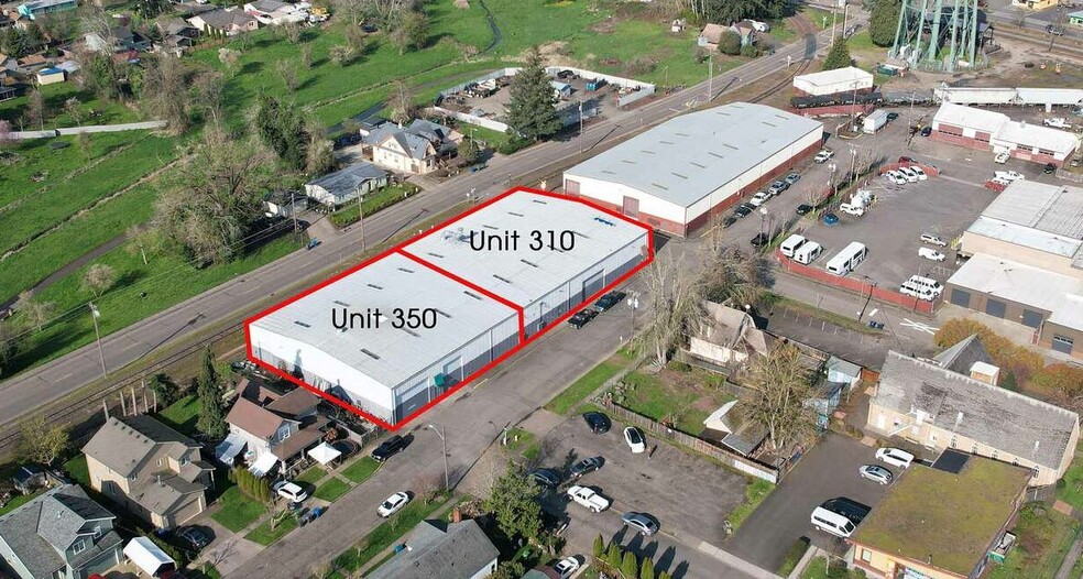 350 Broadway St, Woodburn, OR for lease - Building Photo - Image 1 of 8