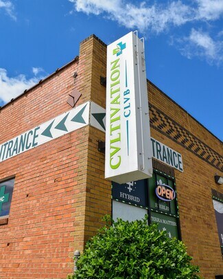 Plus de détails pour 918-922 NW 5th St, Oklahoma City, OK - Local d'activités à louer