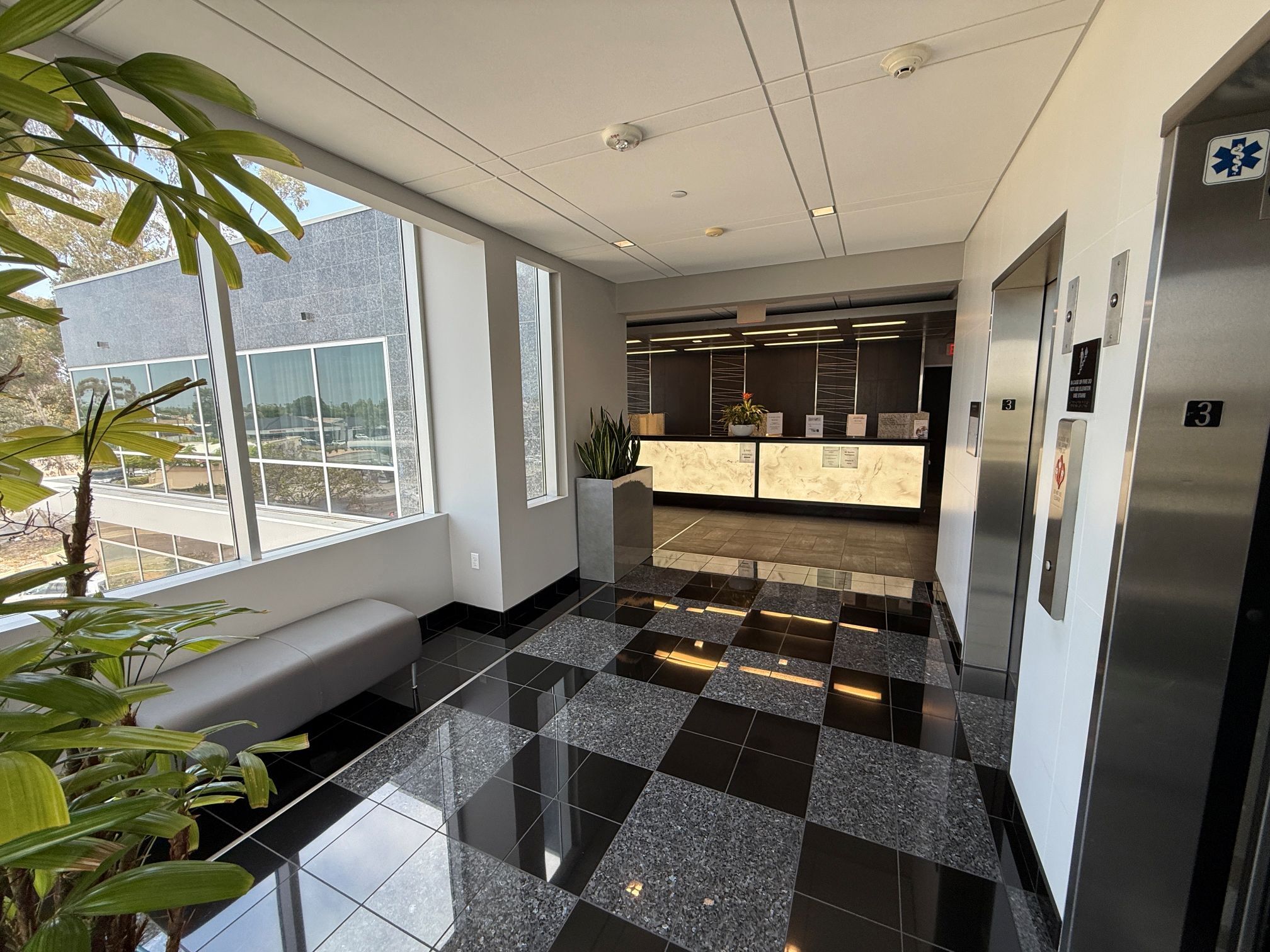 7625-7675 Mesa College Dr, San Diego, CA for lease Interior Photo- Image 1 of 6