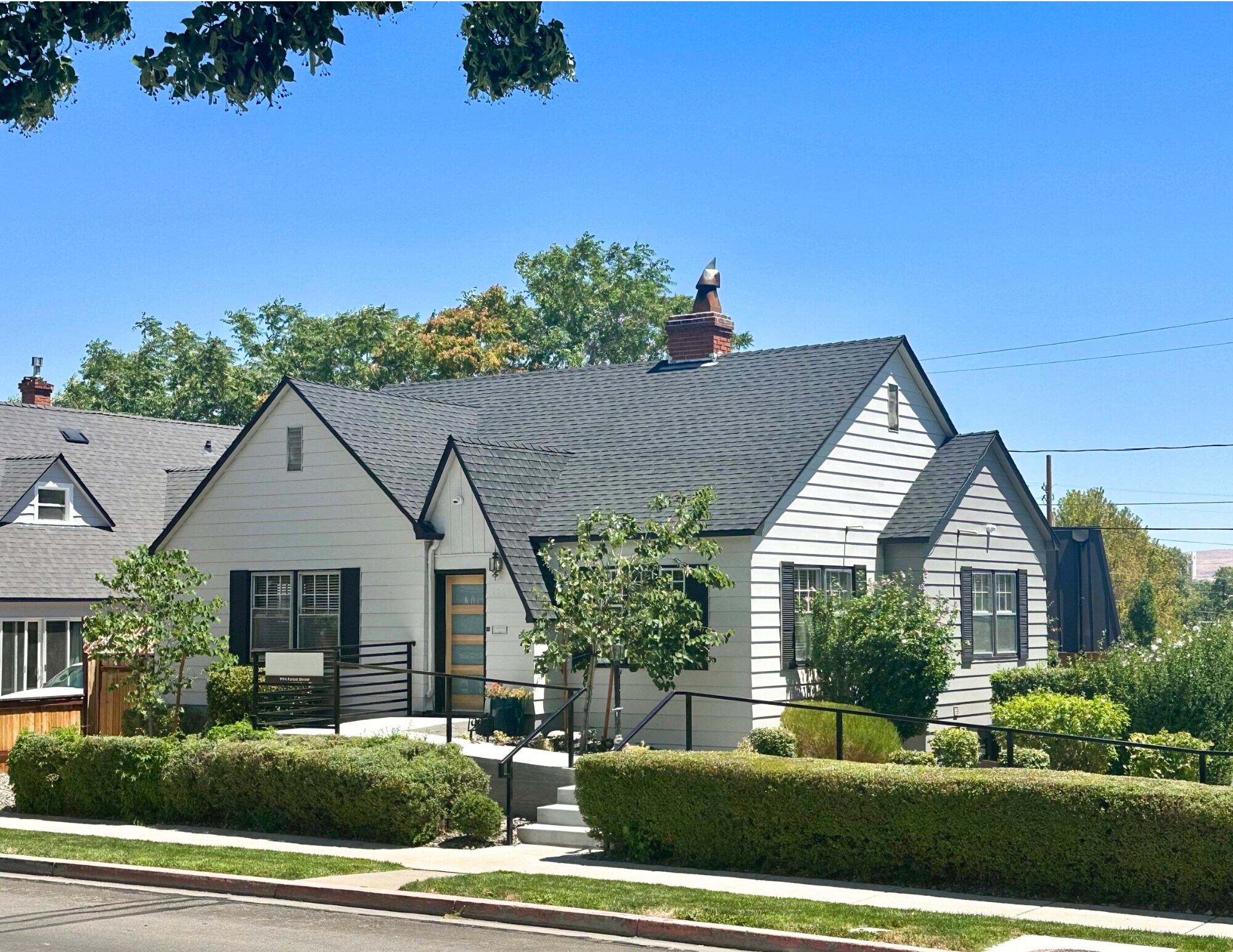 994 Forest St, Reno, NV à vendre Photo du bâtiment- Image 1 de 9