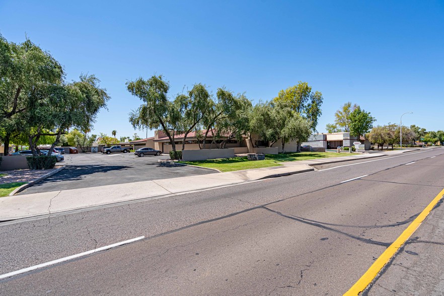 1847 E Southern Ave, Tempe, AZ à louer - Photo principale - Image 1 de 6