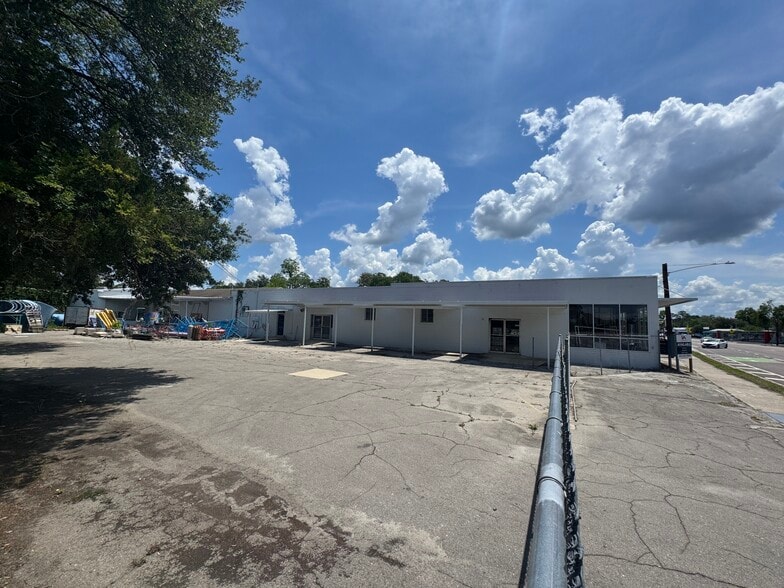224 NW 8th Ave, Gainesville, FL for lease - Building Photo - Image 3 of 5