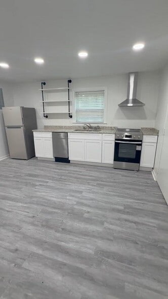 1412 Dauphin Ln, Orlando, FL à vendre - Vidéo sur l’inscription commerciale - Image 2 de 7