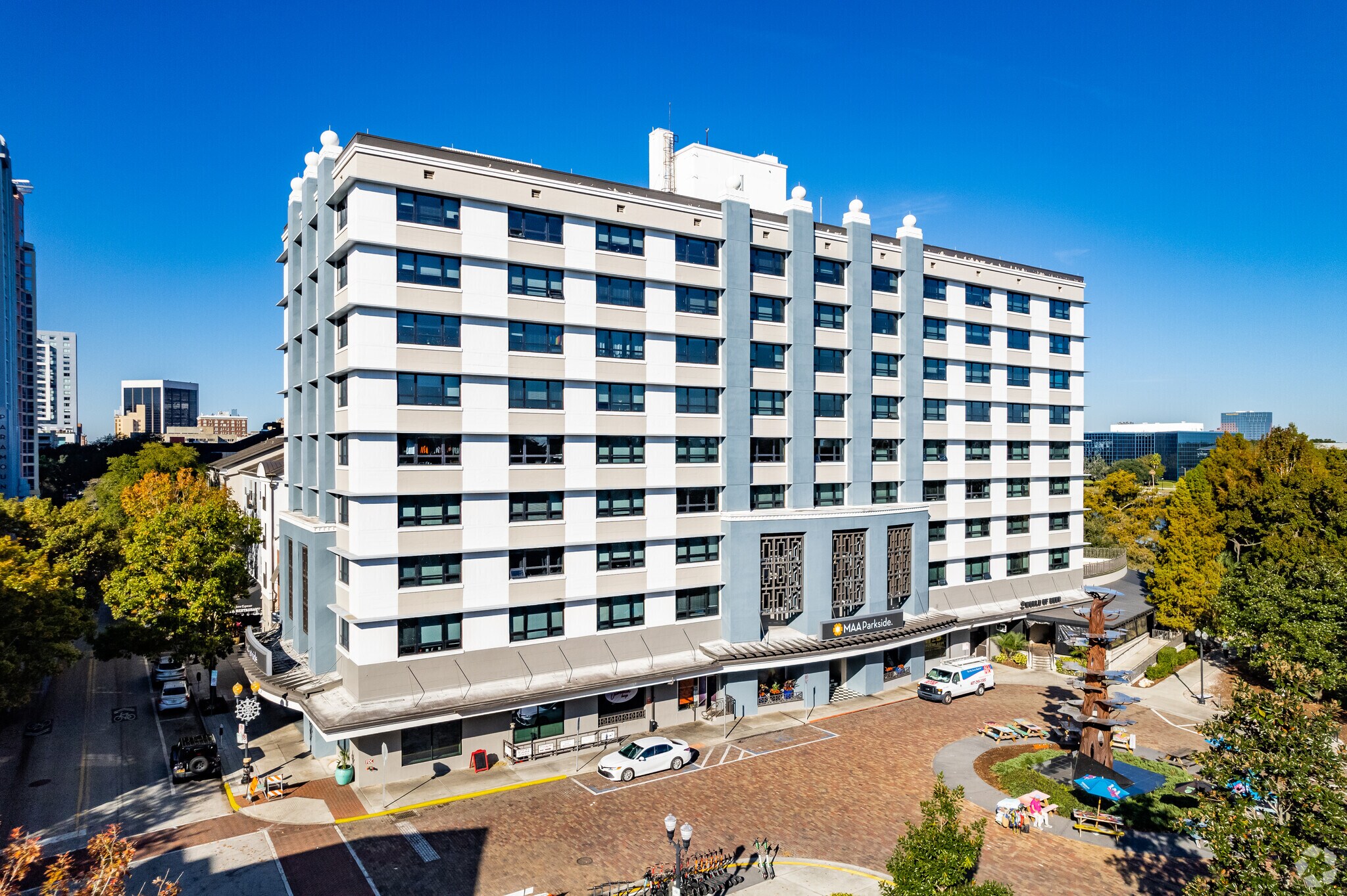 425 E Central Blvd, Orlando, FL à louer Photo principale- Image 1 de 27