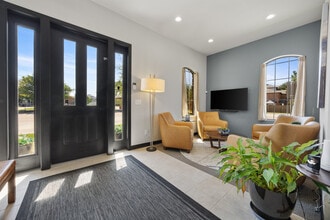 1707 E Beltline Rd, Coppell, TX à louer Photo intérieure- Image 2 de 22