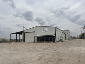 3820 Christoval Rd, San Angelo, TX for lease Building Photo- Image 2 of 8