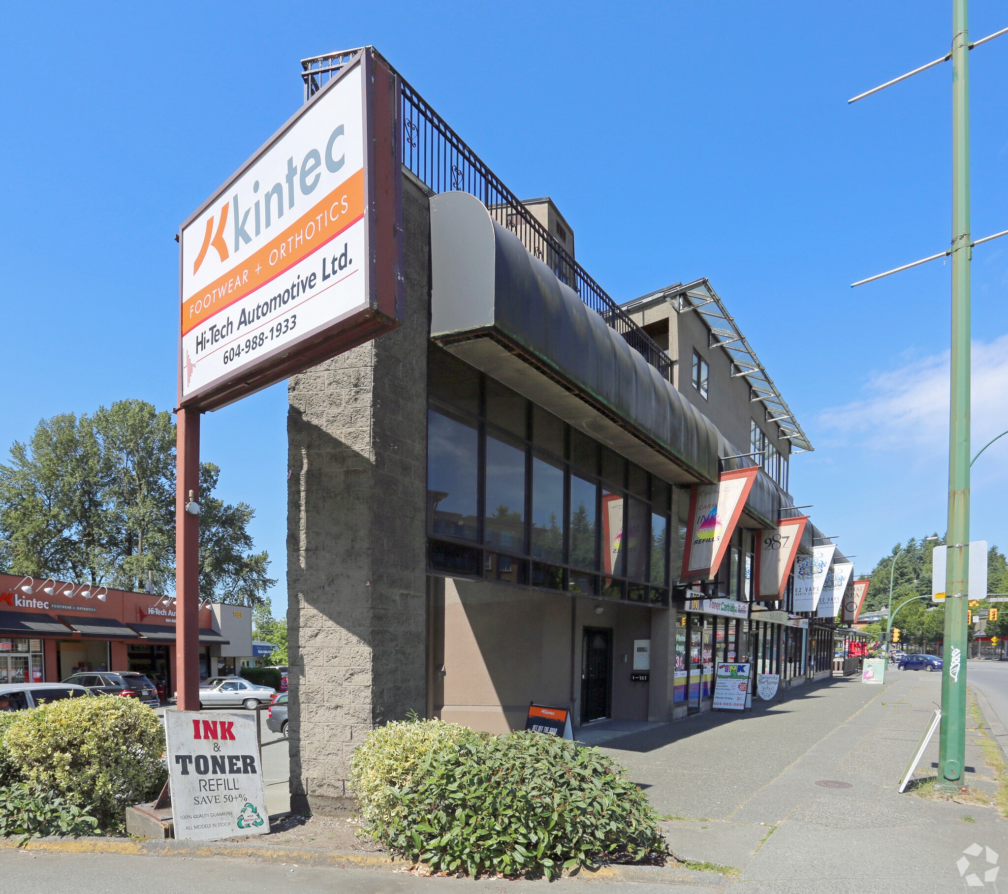 987 Marine Dr, North Vancouver, BC for sale Primary Photo- Image 1 of 1