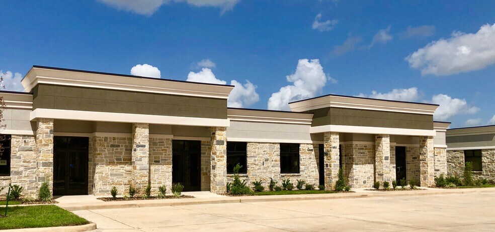 633 E Fernhurst Dr, Katy, TX à louer - Photo du bâtiment - Image 3 de 10