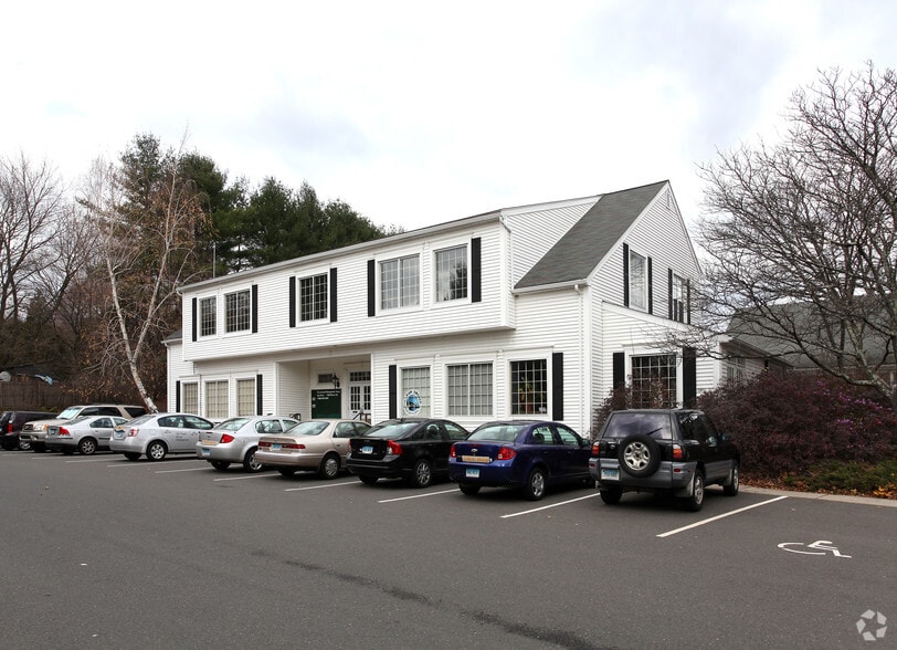 395 W Avon Rd, Avon, CT for lease - Building Photo - Image 1 of 1