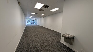 6941 SW 196th Ave, Pembroke Pines, FL for lease Interior Photo- Image 2 of 2