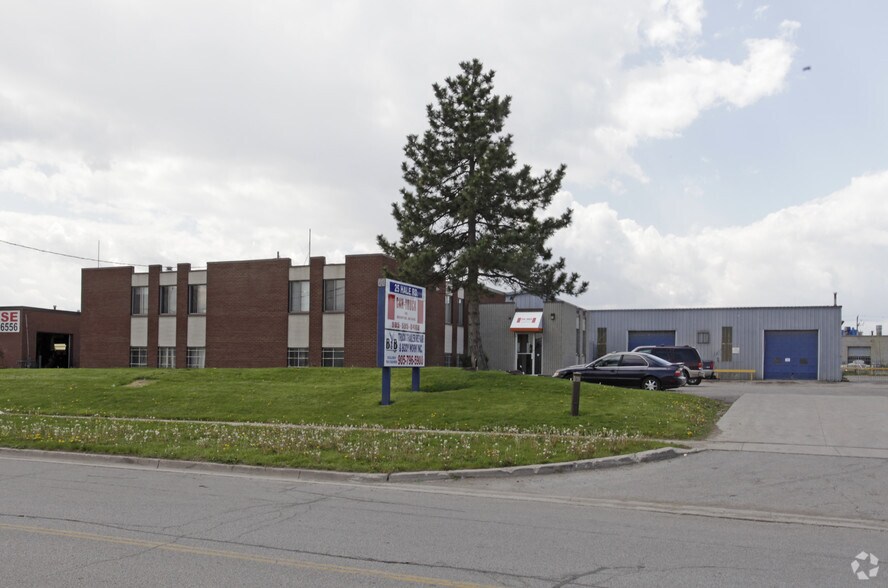 25 Hale Rd, Brampton, ON for sale - Primary Photo - Image 1 of 1