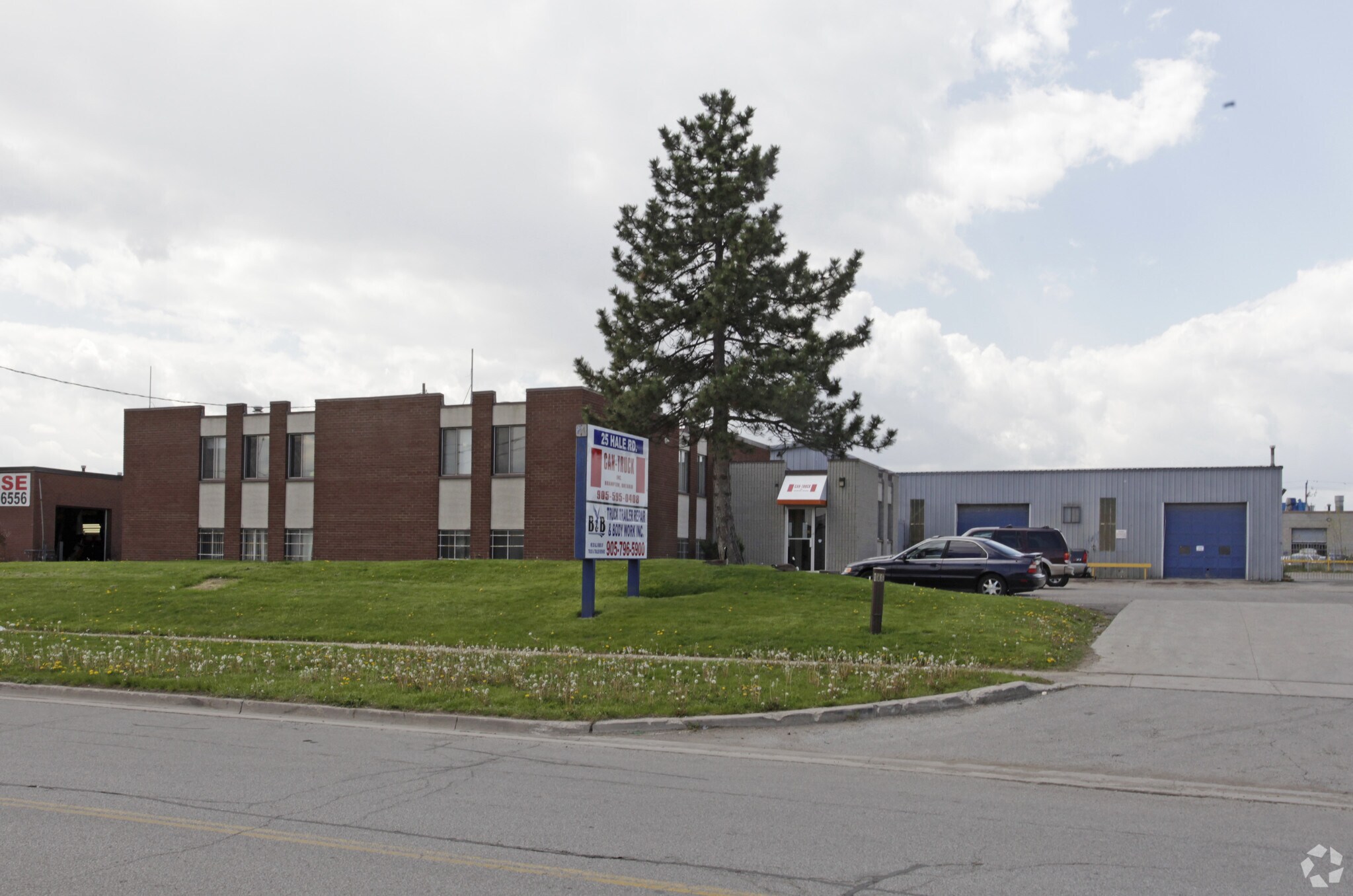 25 Hale Rd, Brampton, ON à vendre Photo principale- Image 1 de 1