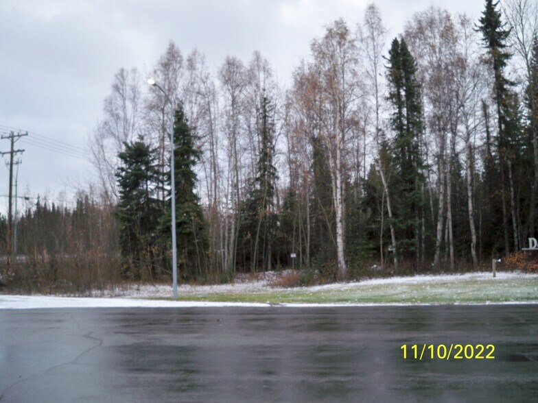 Chief William Drive, Fairbanks, AK à vendre - Photo du bâtiment - Image 2 de 3