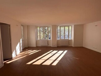 More details for 8 Place Sainte-Opportune, Paris - Office for Lease
