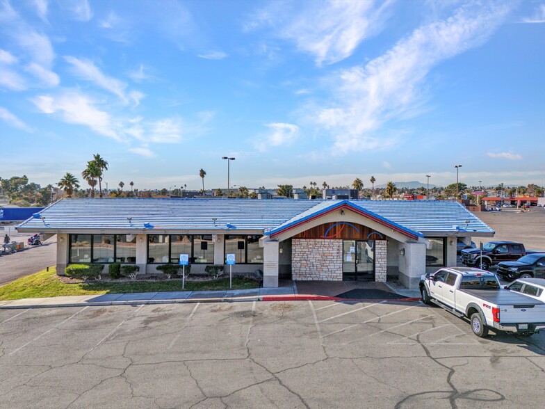 4860 Boulder Hwy, Las Vegas, NV for lease - Building Photo - Image 1 of 8