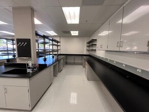 319 N Bernardo Ave, Mountain View, CA for lease Building Photo- Image 2 of 6