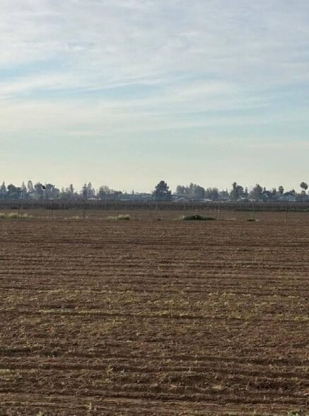 9449 McCall ave, Selma, CA for sale - Building Photo - Image 3 of 5