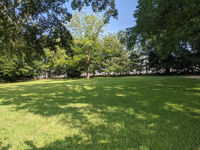 More details for 517 N Main St, Fuquay Varina, NC - Land for Sale