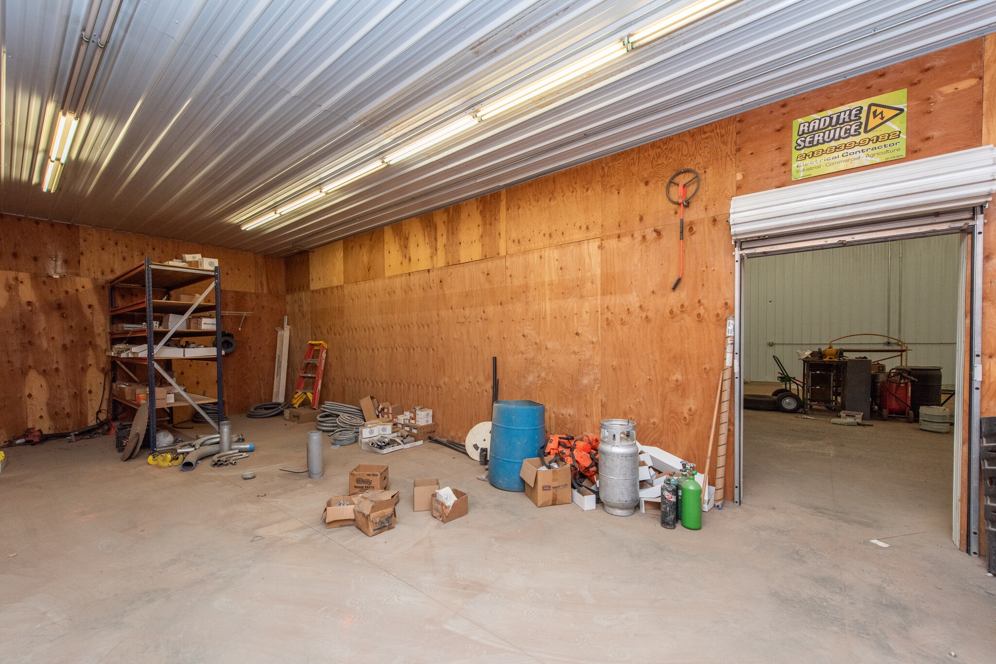 13603 38th St SW, Belfield, ND for sale Interior Photo- Image 1 of 17