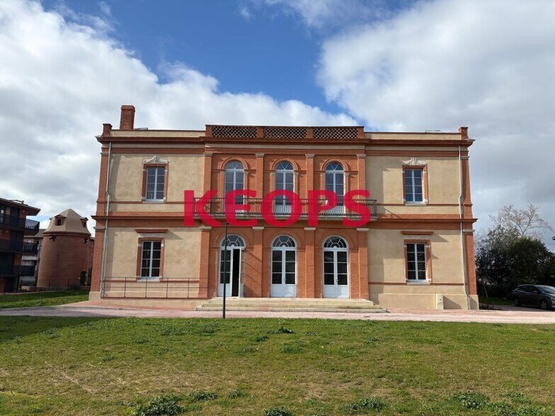 2 Rue Jean Viollis, Toulouse à vendre - Photo du bâtiment - Image 2 de 11