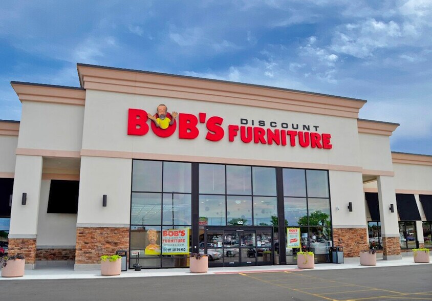 100-298 W Roosevelt Rd, Villa Park, IL for lease - Building Photo - Image 2 of 9