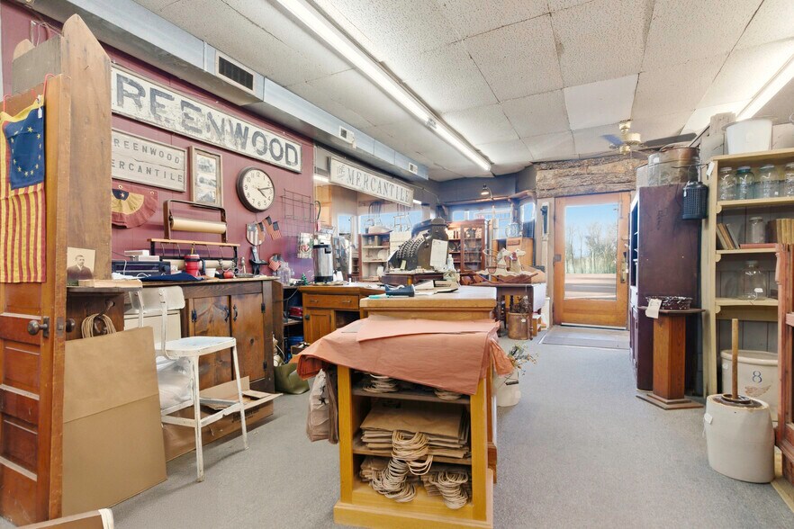 409 Main St, Greenwood, MO à vendre - Photo du bâtiment - Image 3 de 17
