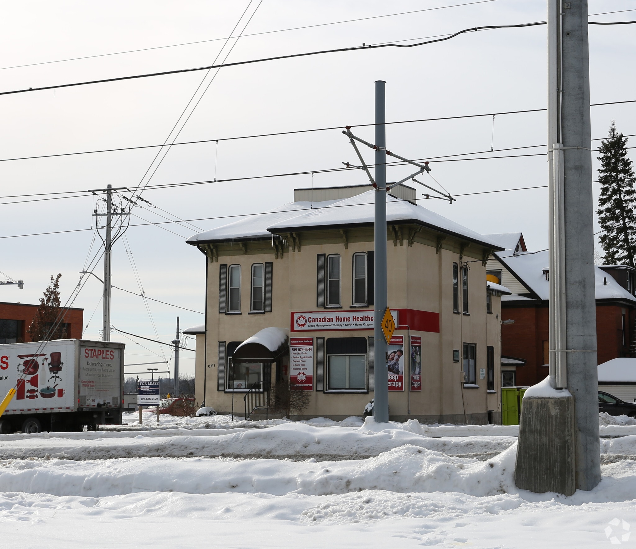 647 King St W, Kitchener, ON for sale Primary Photo- Image 1 of 1