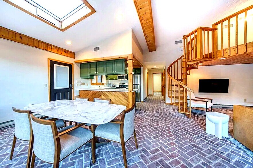 33 Cuomos Cv, Windham, NY à vendre - Photo du bâtiment - Image 3 de 16