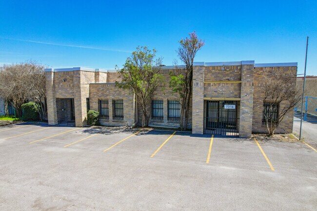 More details for 7316 NE Loop 410, San Antonio, TX - Flex for Lease