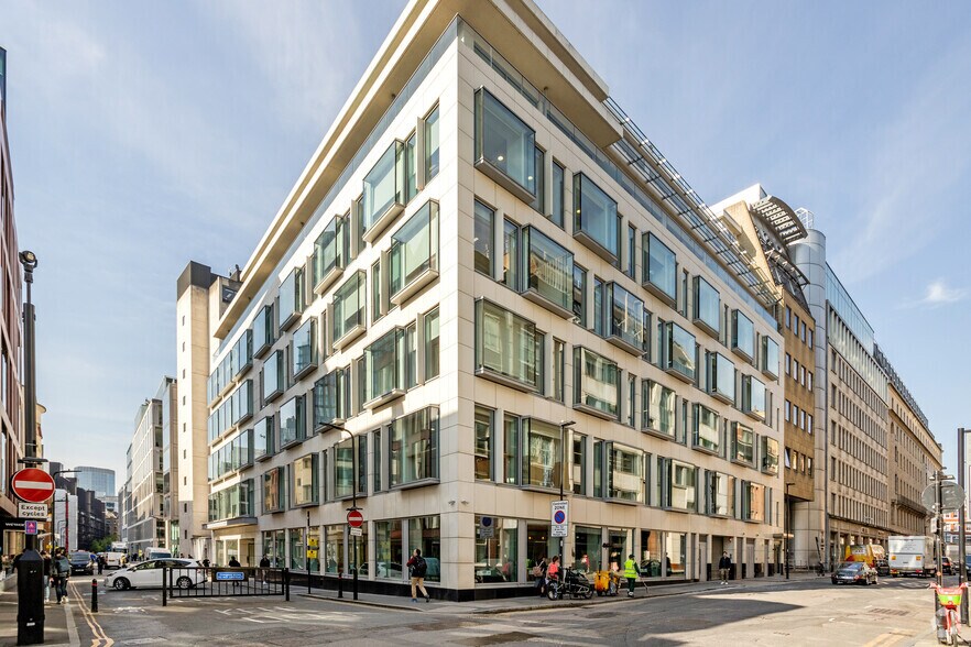 69 Wilson St, London for sale - Primary Photo - Image 1 of 1