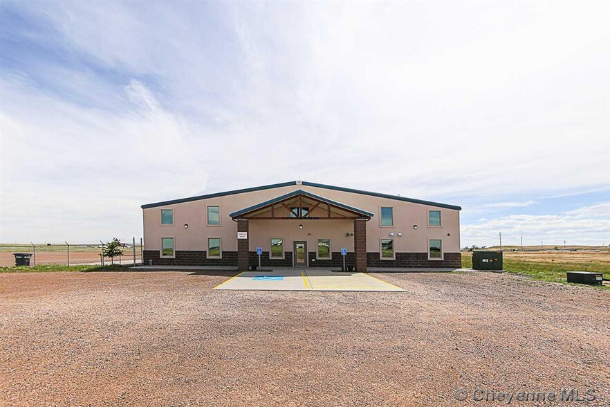 6634 Swan Ct, Cheyenne, WY à vendre - Photo du bâtiment - Image 1 de 1