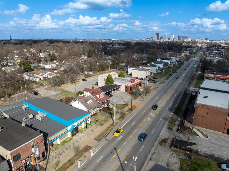 2523 W Broadway, Louisville, KY for sale - Building Photo - Image 2 of 18