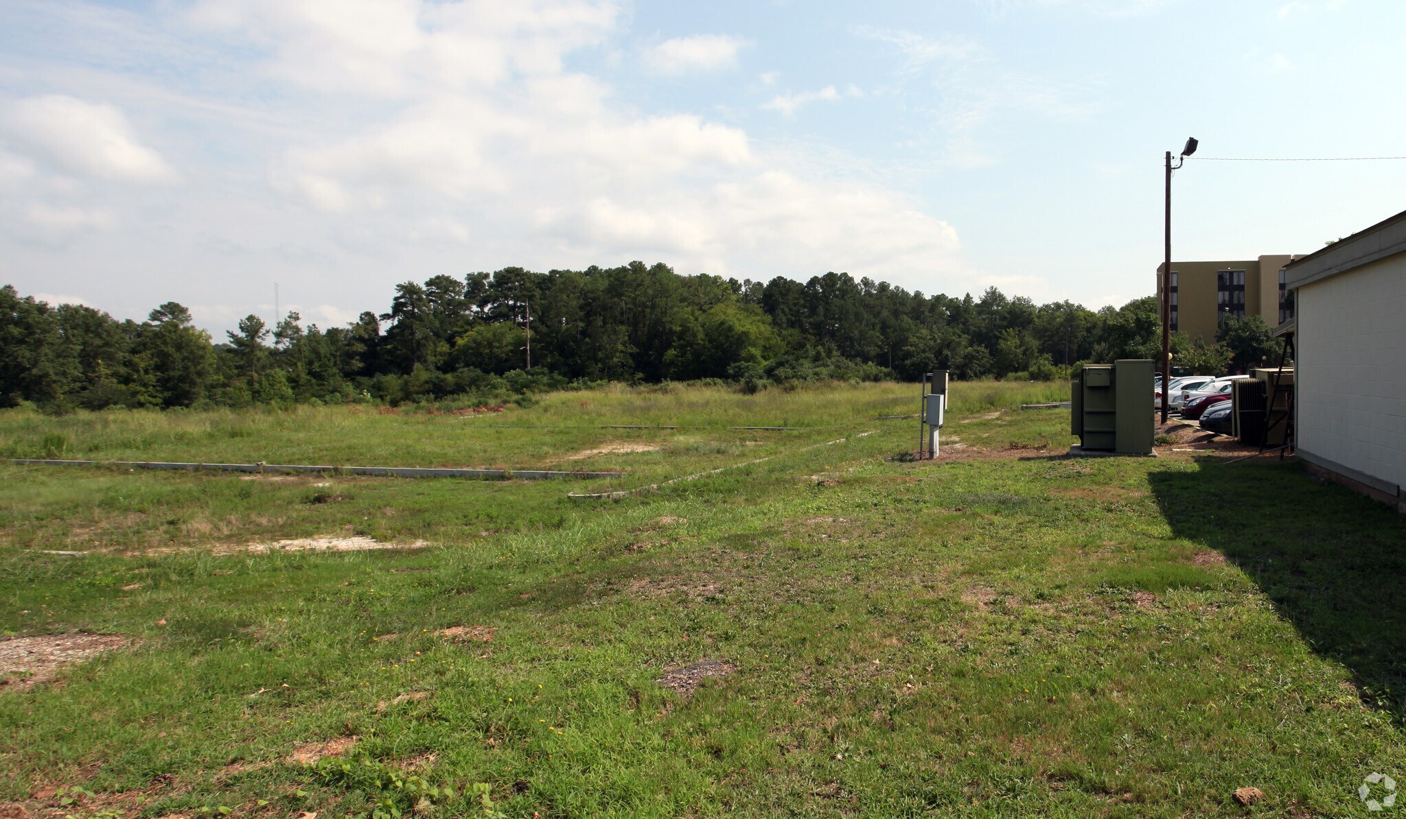 Multi-Family Development Land, 9+ Acres portefeuille de 3 propriétés à vendre sur LoopNet.ca Photo principale- Image 1 de 3