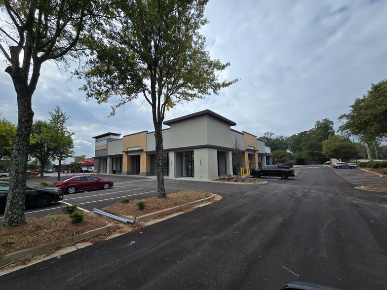 6590 Sugarloaf Pky, Duluth, GA for lease - Building Photo - Image 2 of 6