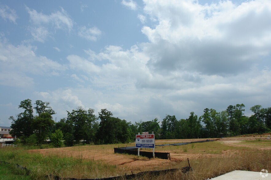 00 SH 105 & Tejas, Montgomery, TX à louer - Photo du bâtiment - Image 2 de 10