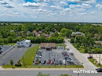 Plus de détails pour 7300 S Harlem Ave, Bridgeview, IL - Commerce de détail à vendre