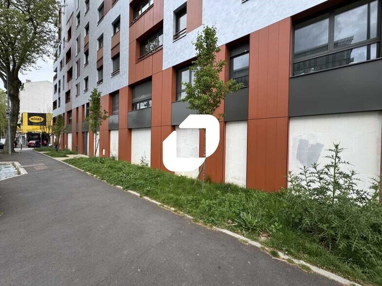 Flex in Cachan for lease - Building Photo - Image 1 of 16