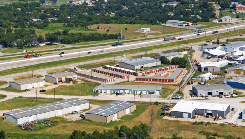169 S McLennan Loop, Elm Mott, TX à louer - Aérien - Image 2 de 2