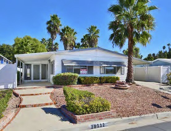 29151 Calle Cisne, Murrieta, CA for sale - Primary Photo - Image 1 of 3