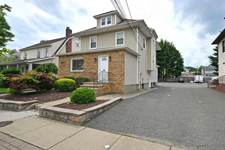 416 Lafayette Ave, Hawthorne, NJ à vendre - Photo du bâtiment - Image 1 de 1