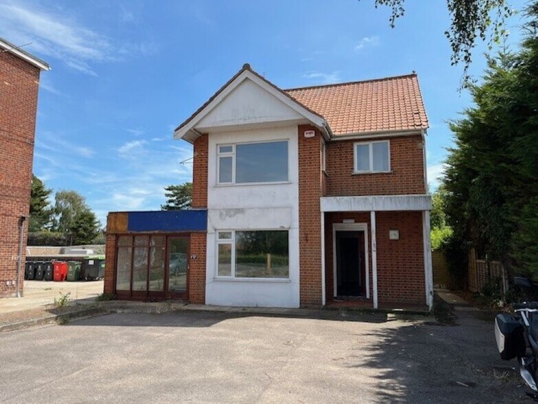 56 Frinton Rd, Clacton On Sea à vendre - Photo principale - Image 1 de 11